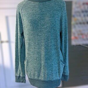 Women's Pocketed Sweater - Small